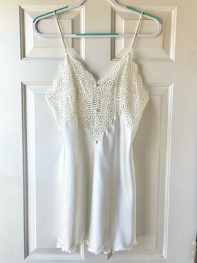 Andra Lingerie Lace Trim Satin Lace Slip Ivory Spaghetti Straps Ivory Size S